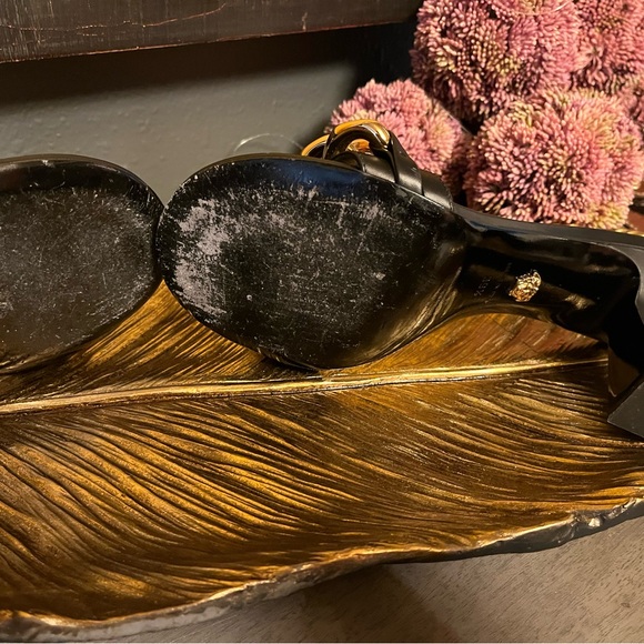 VERSACE MEDUSA CHAIN SANDALS WORN 2 times. - Picture 6 of 11